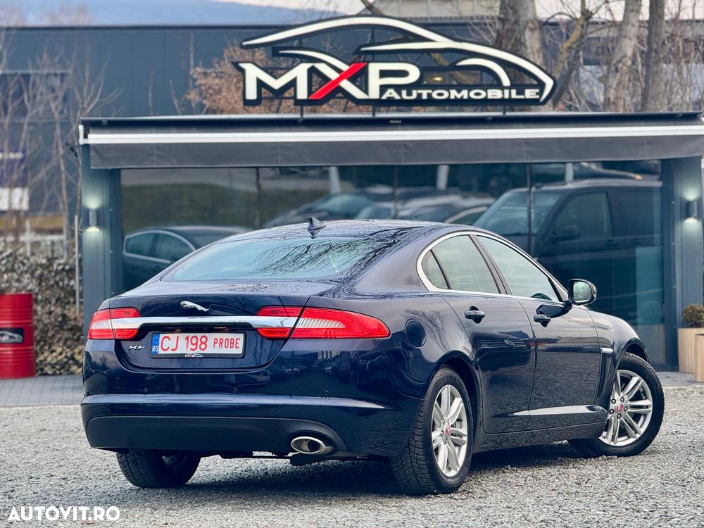 Jaguar XF 2.2D - 3