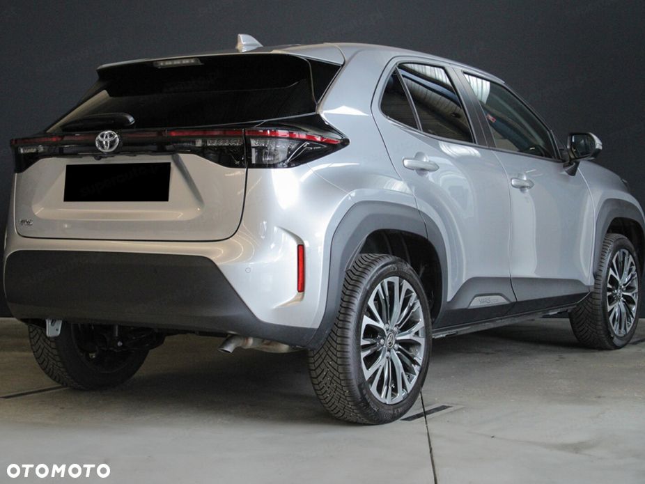 Toyota Yaris Cross Hybrid 1.5 Executive AWD - 5