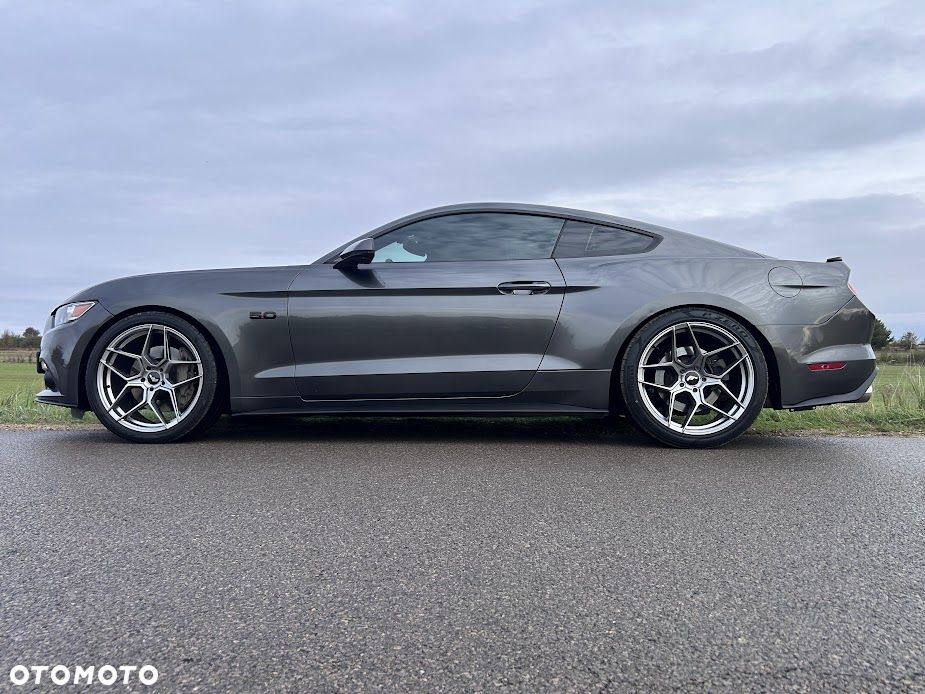 Ford Mustang 5.0 V8 GT - 36