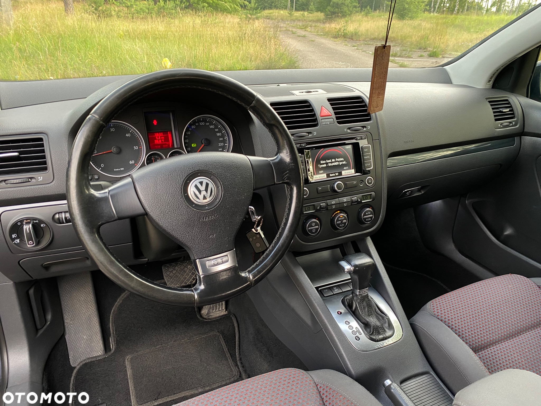 Volkswagen Golf V 2.0 TDI DPF GT DSG - 7