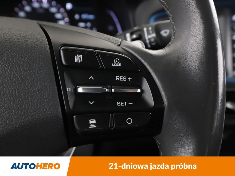 Hyundai IONIQ - 29
