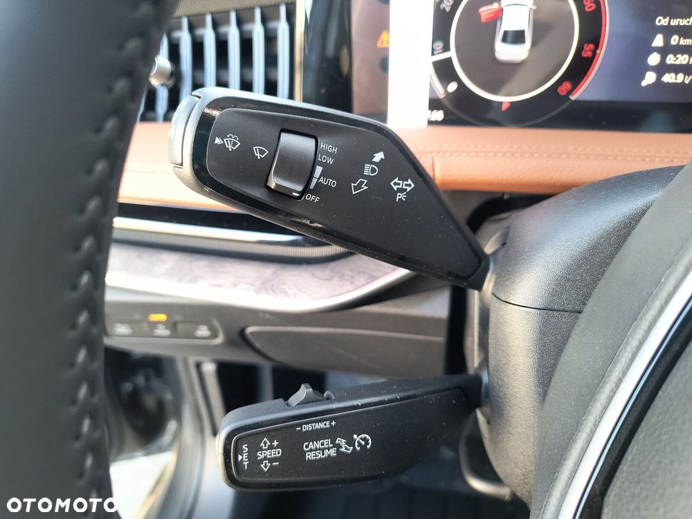 Skoda Superb 2.0 TDI SCR 4x4 L&K DSG - 36