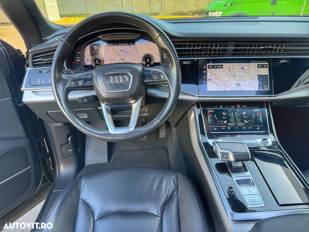 Audi Q8 - 10