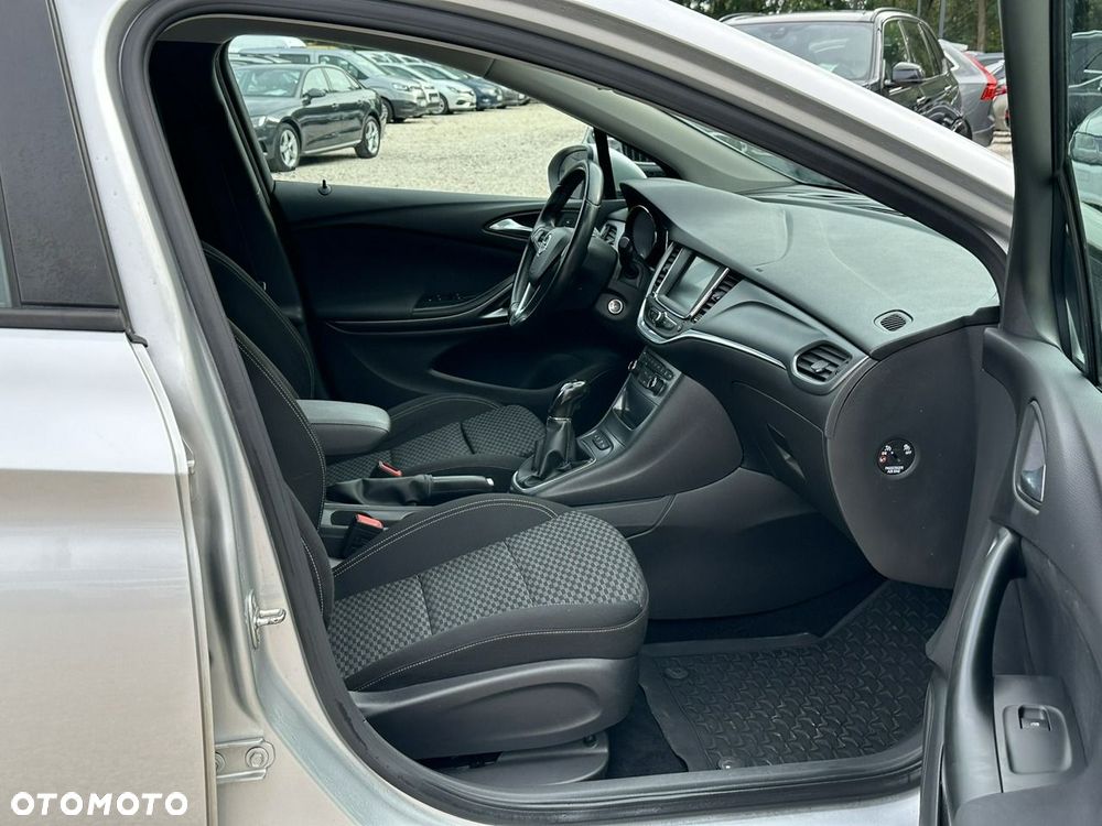 Opel Astra - 18