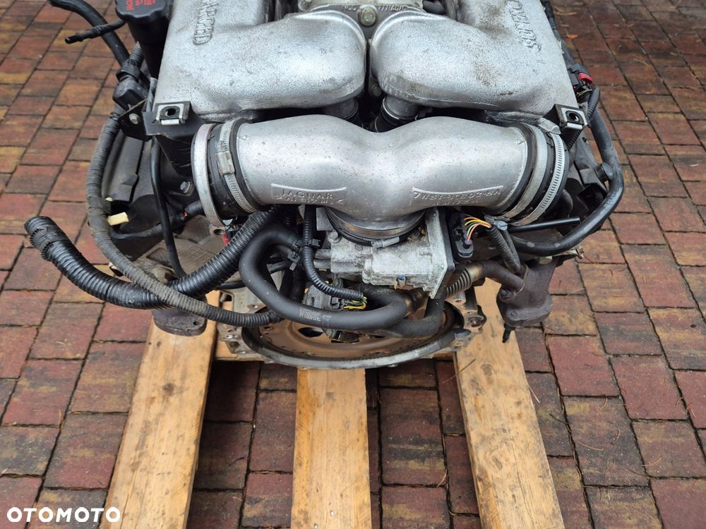silnik kompletny jaguar xkr x150 4.2 supercharged - 2