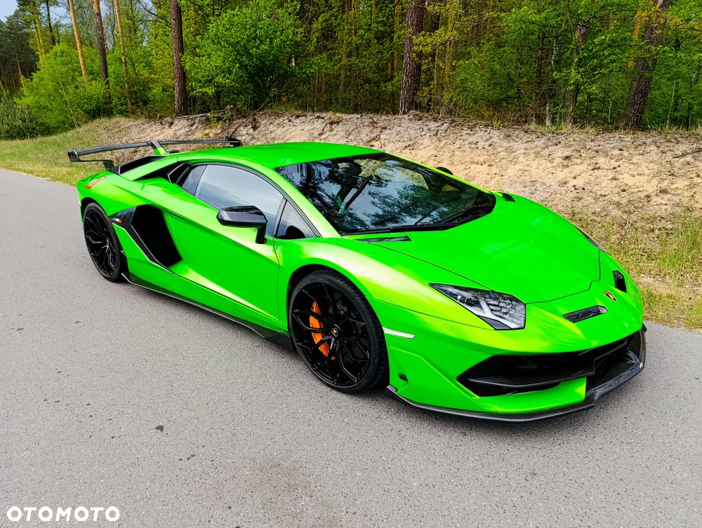 Lamborghini Aventador - 20