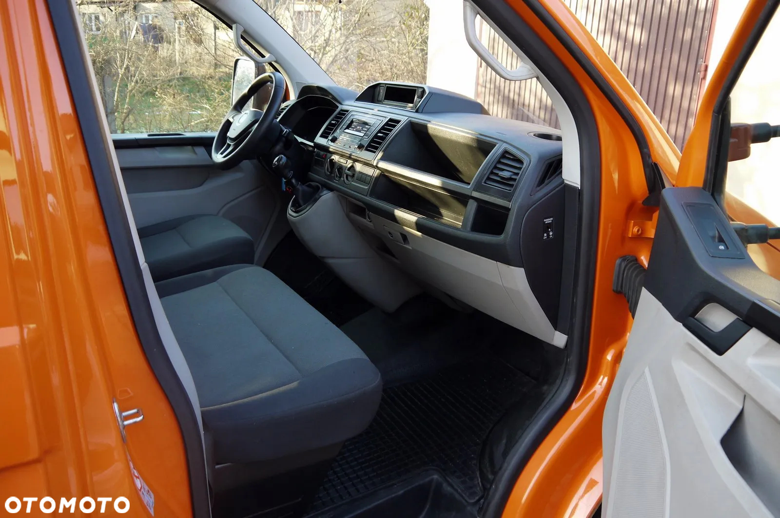 Volkswagen Transporter T6 - 7