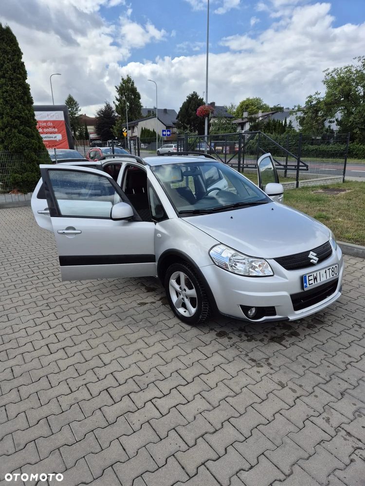 Suzuki SX4 1.6 GLX / Comfort - 9