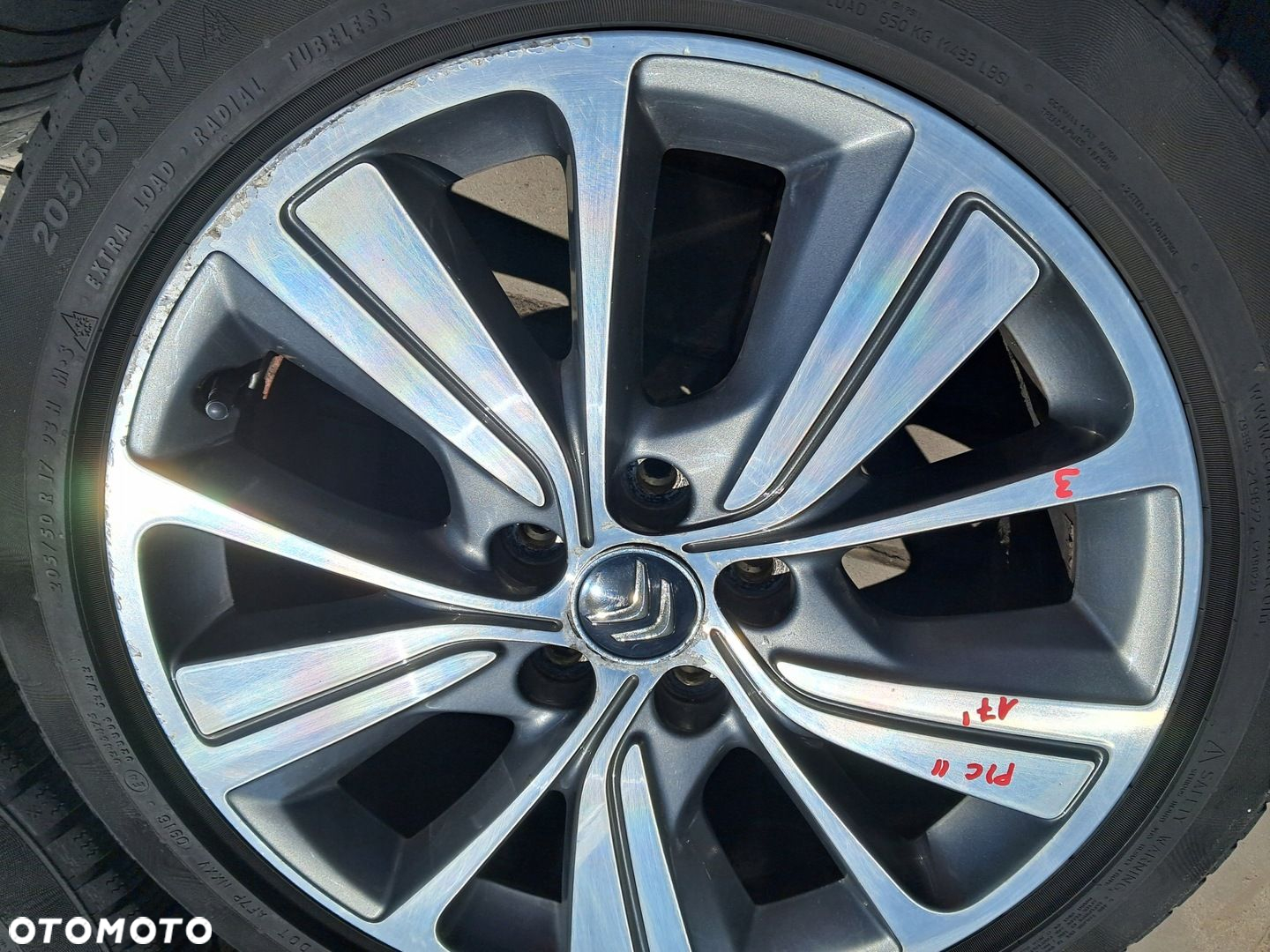 Citroen C4 Grand Picasso II Felgi aluminiowe 9677090377 7.0"x17" 5x108 ET50 - 12