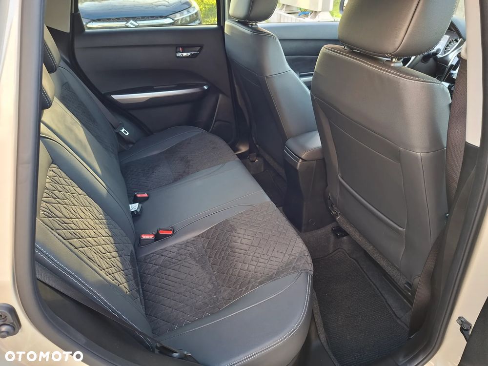 Suzuki Vitara 1.4 Boosterjet mHEV Elegance 4WD - 19