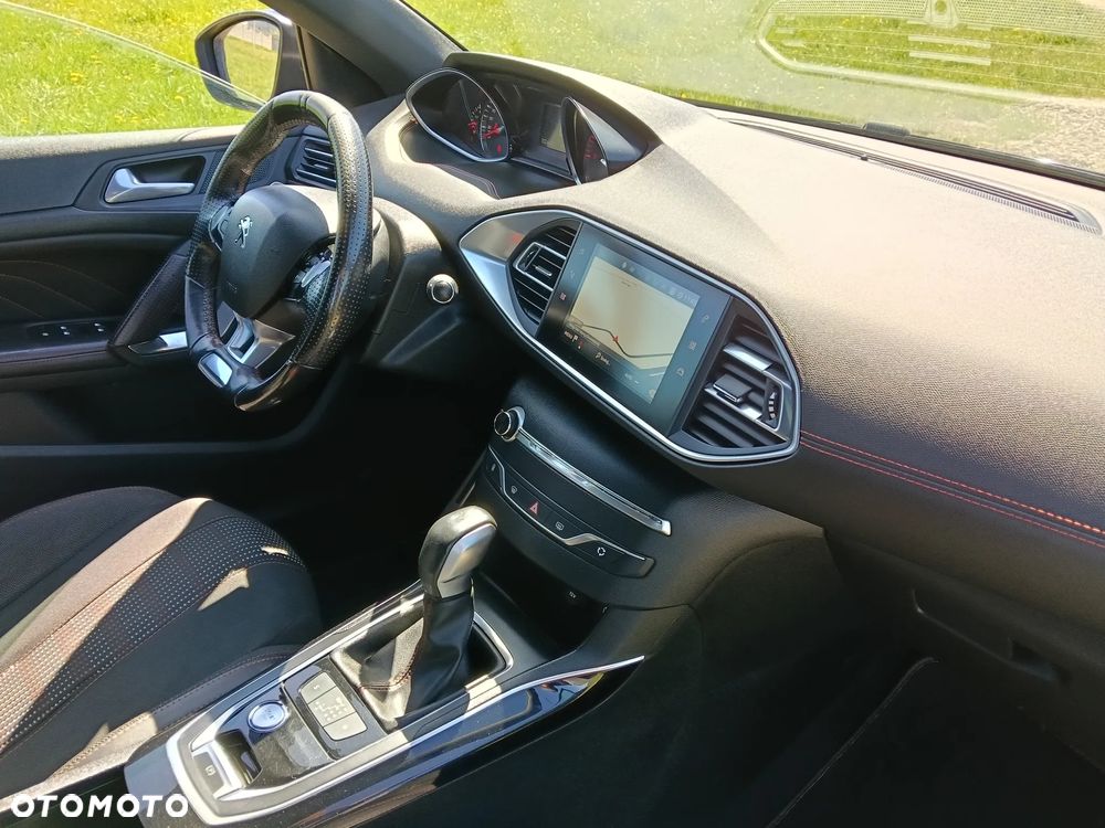 Peugeot 308 PureTech 130 GPF EAT8 Stop & Start GT - 13