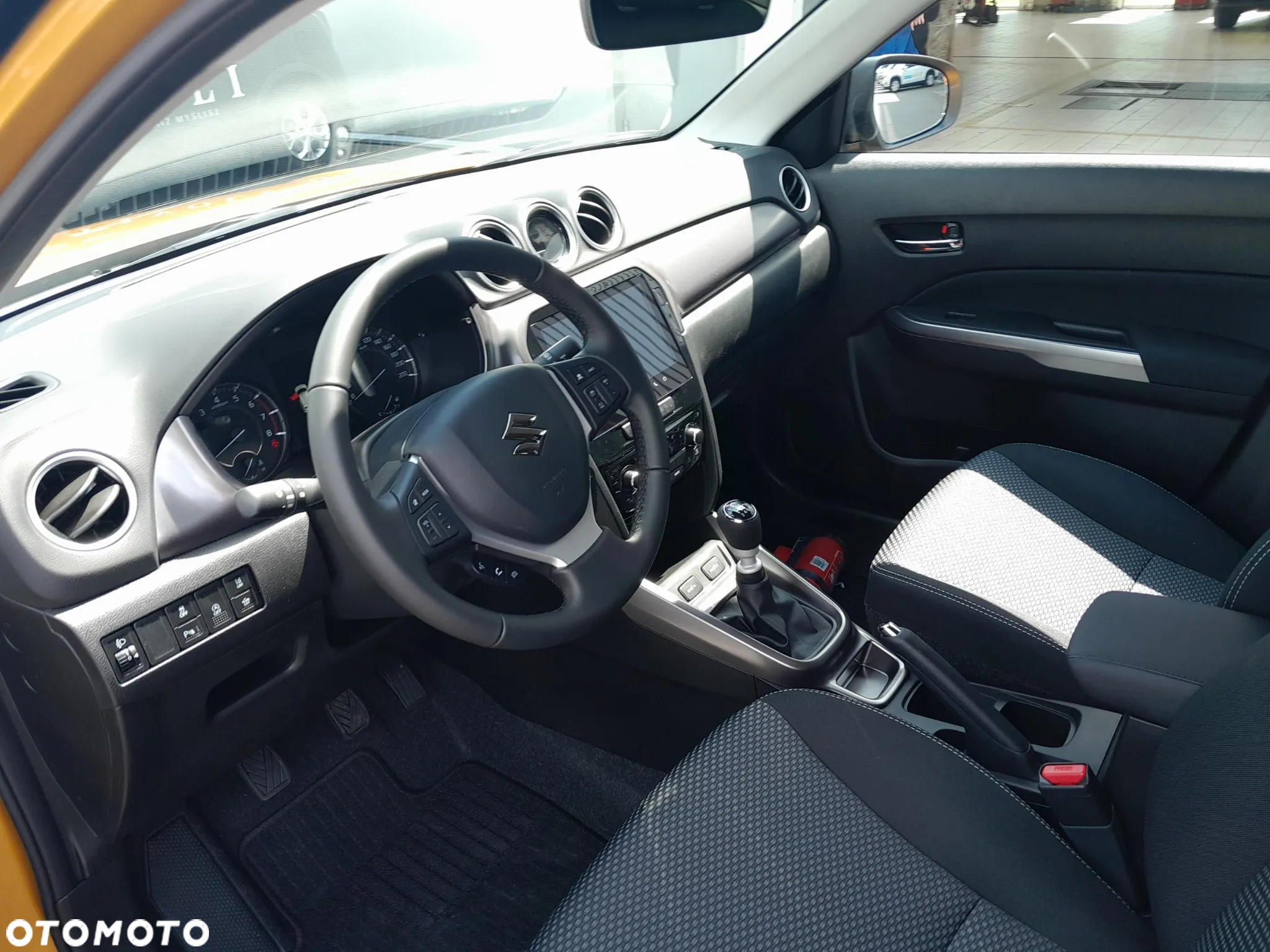 Suzuki Vitara 1.4 Boosterjet mHEV Premium Plus 2WD - 9