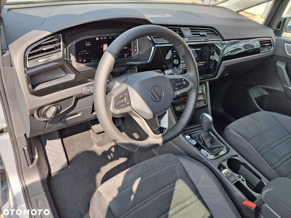 Volkswagen Touran 1.5 TSI EVO Highline DSG - 11