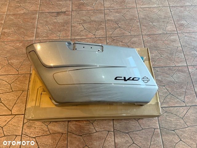 KUFER BOCZNY PRAWY / LEWY HARLEY TOURING CVO 2023- - 18