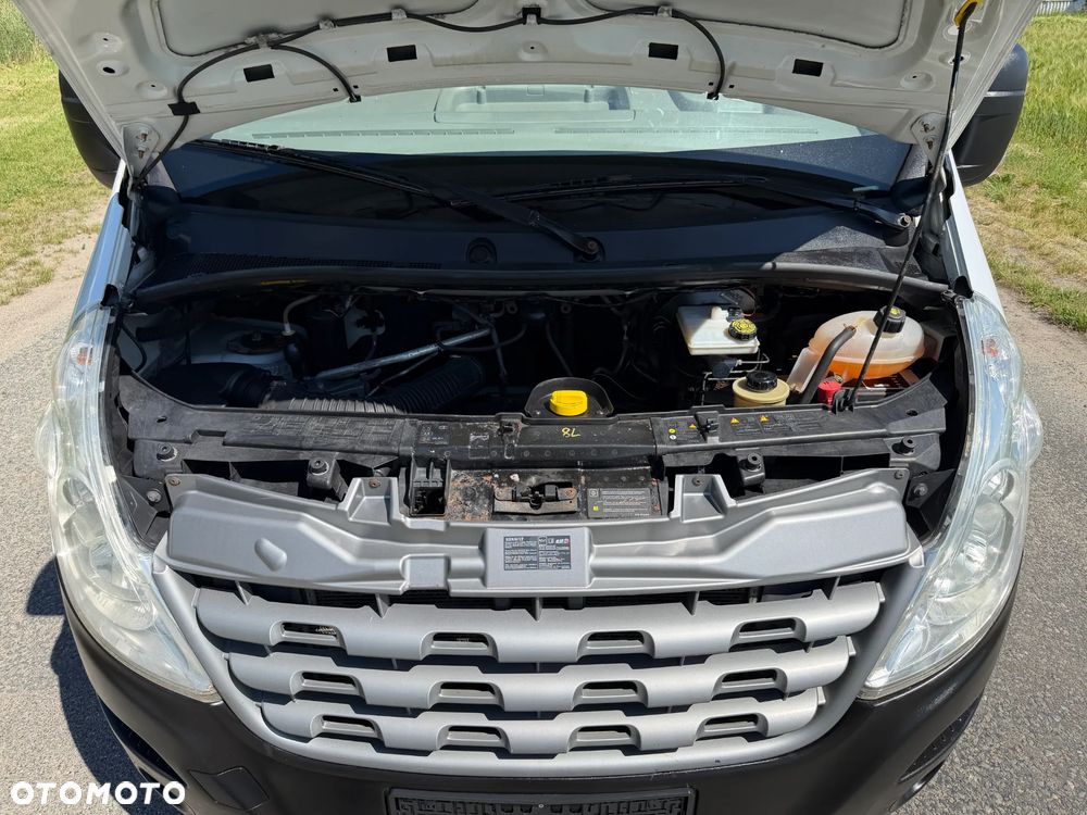 Renault Master * 2.3 / 125KM * L2H2 * Średni / Podwyższany * Furgon / Blaszak * - 22