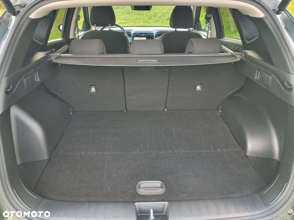 Hyundai Tucson 1.6 T-GDi HEV Executive 2WD - 18