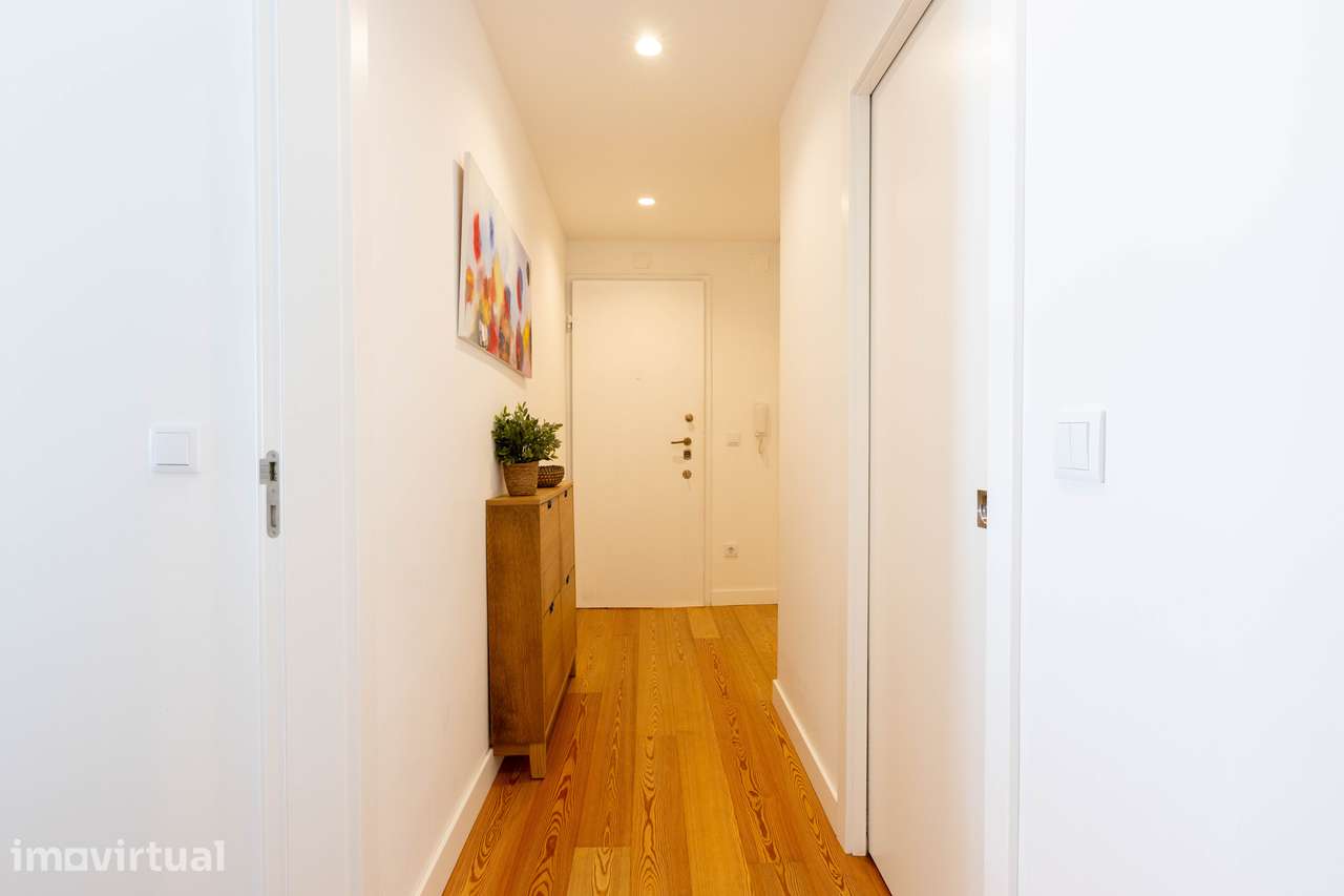 Apartamento T3 à venda em Paço de Arcos - Grande imagem: 2/29