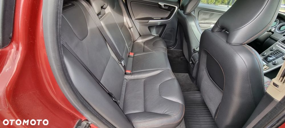 Volvo XC 60 - 33
