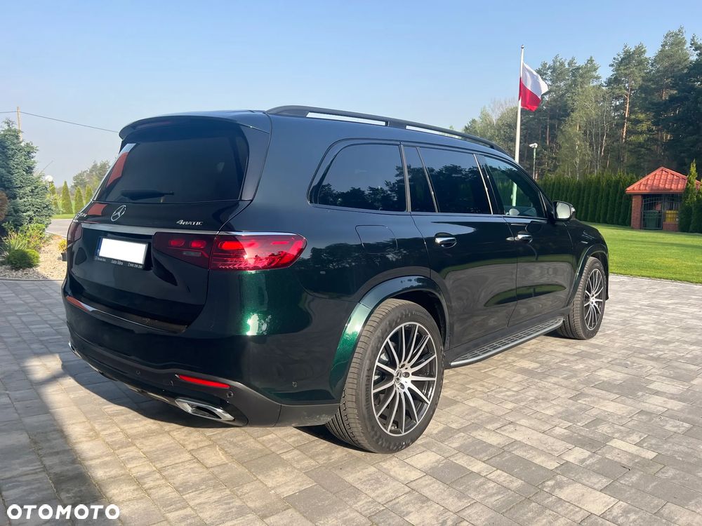 Mercedes-Benz GLS - 11