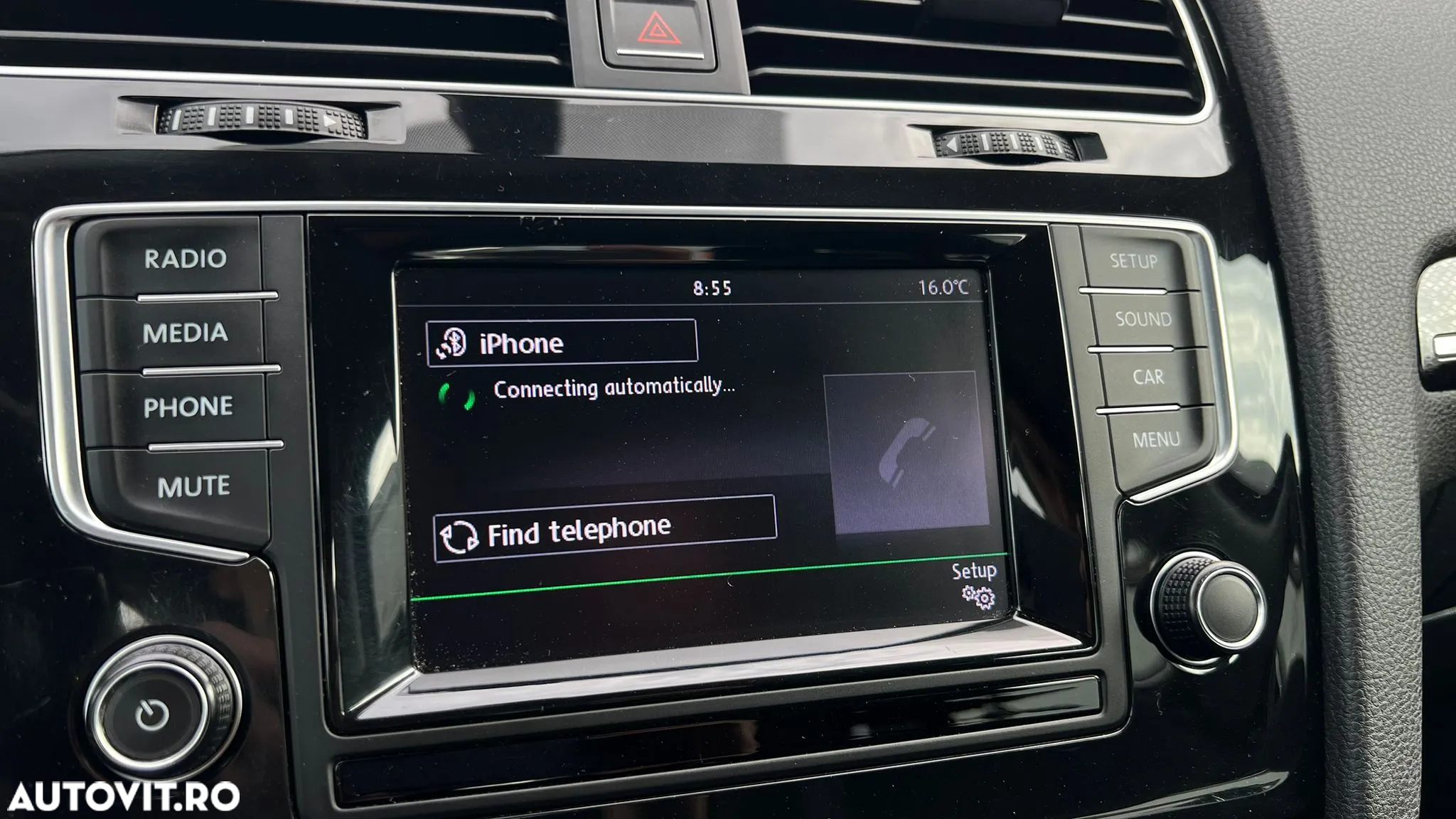Volkswagen Golf - 14