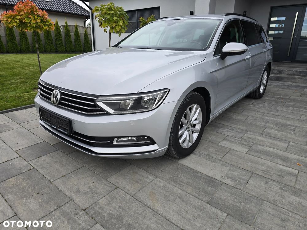 Volkswagen Passat - 2