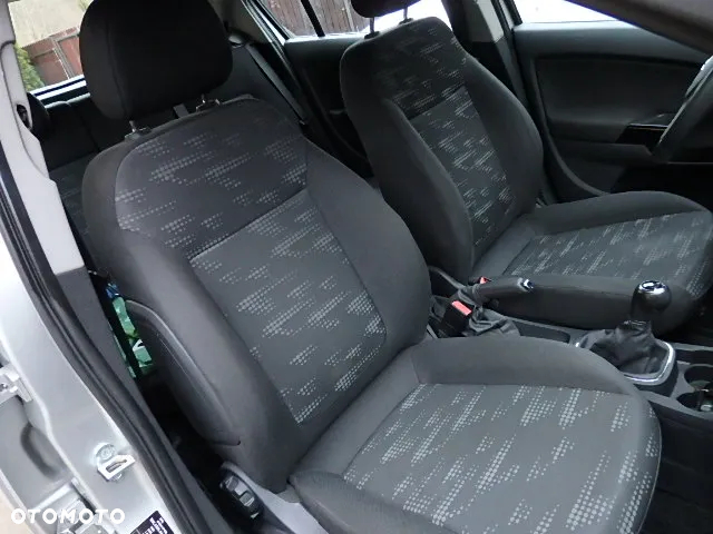 Opel Corsa - 13