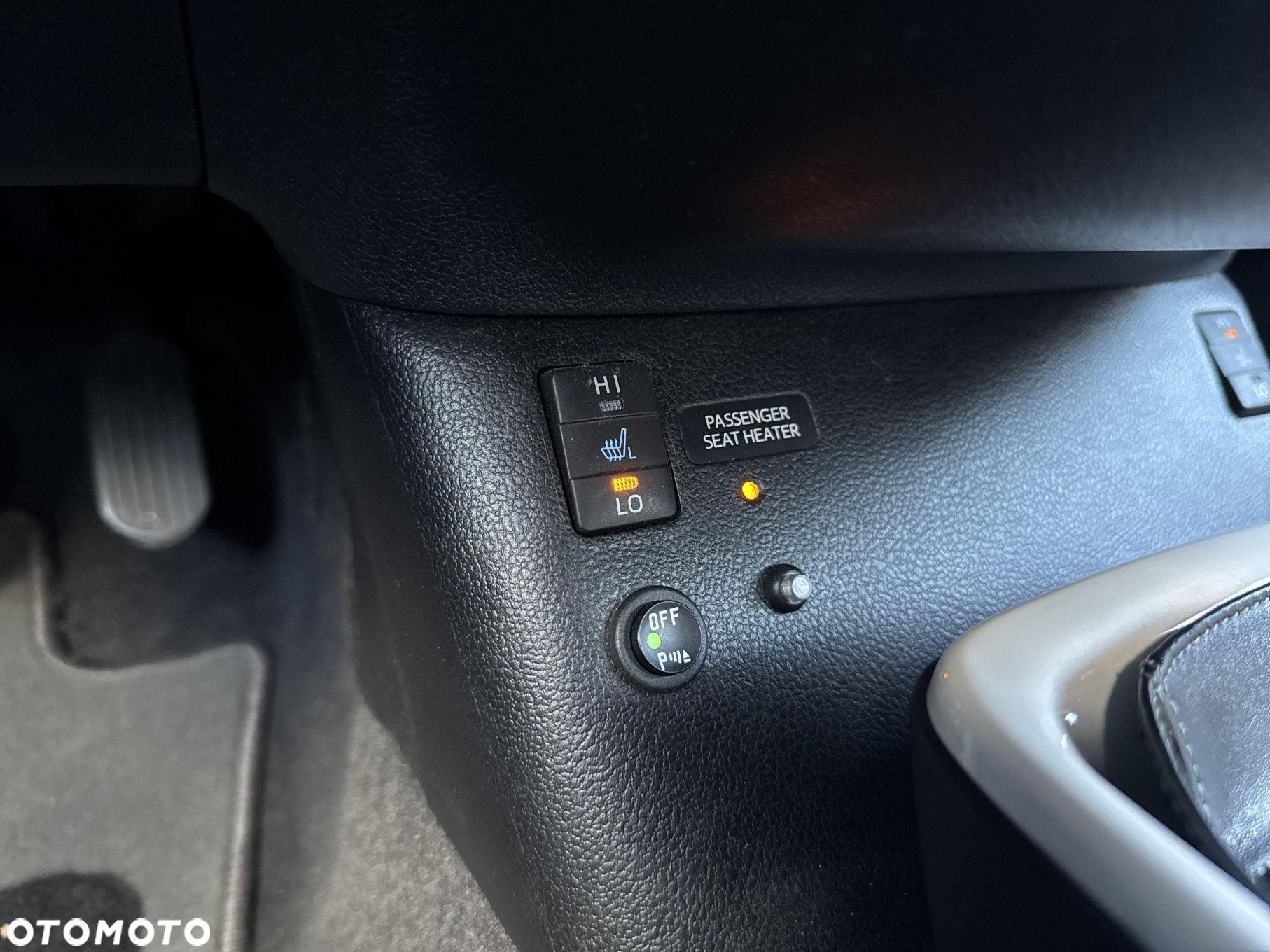 Toyota Prius - 16