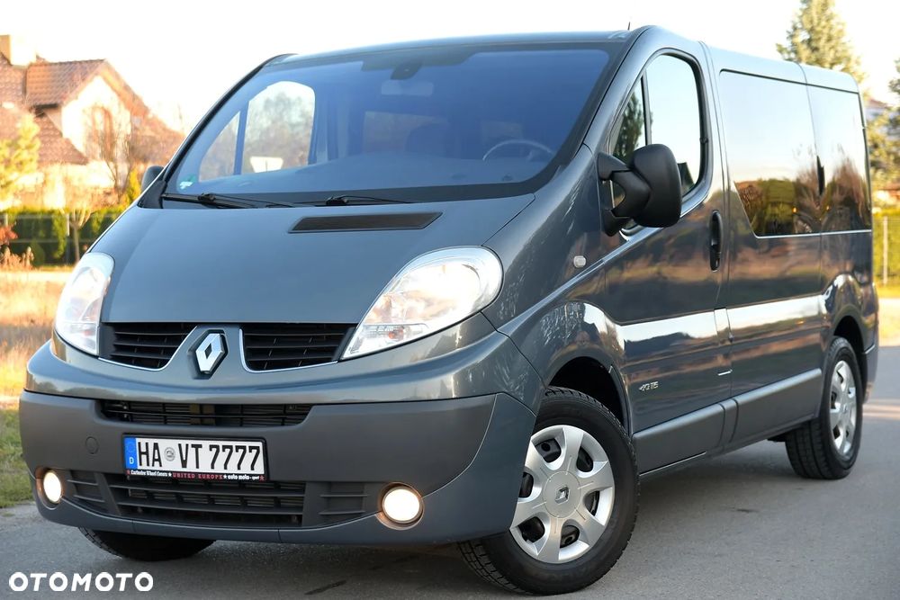 Renault Trafic - 1