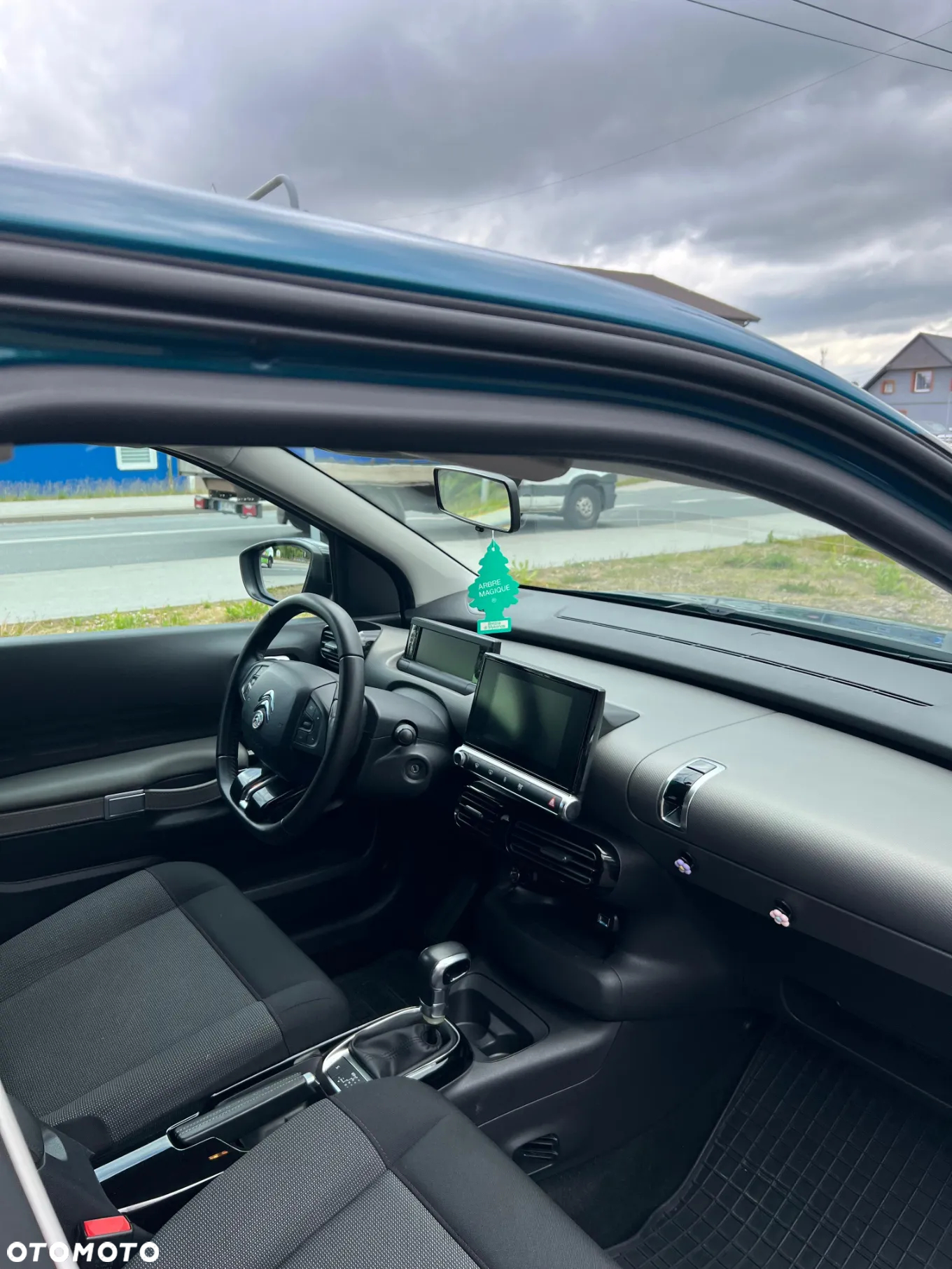 Citroën C4 Cactus 1.2 PureTech Feel S&S EAT6 - 7