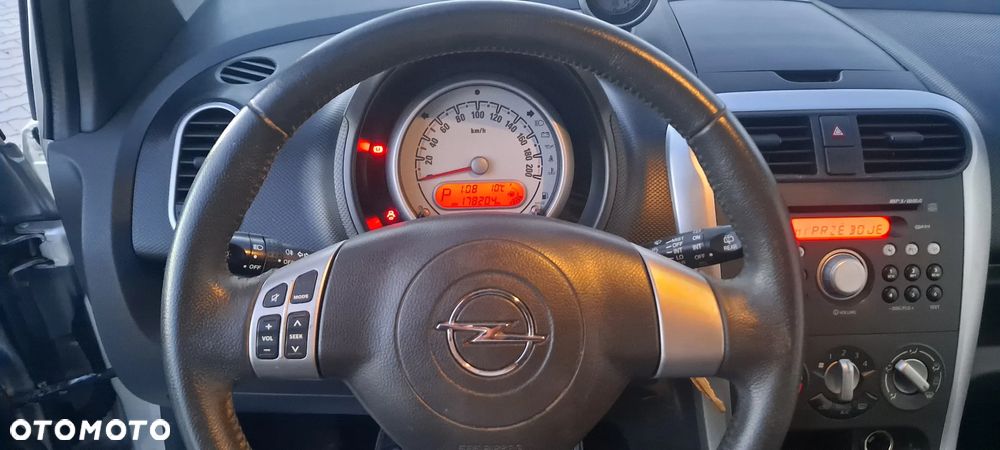 Opel Agila 1.2 Automatik Edition - 8