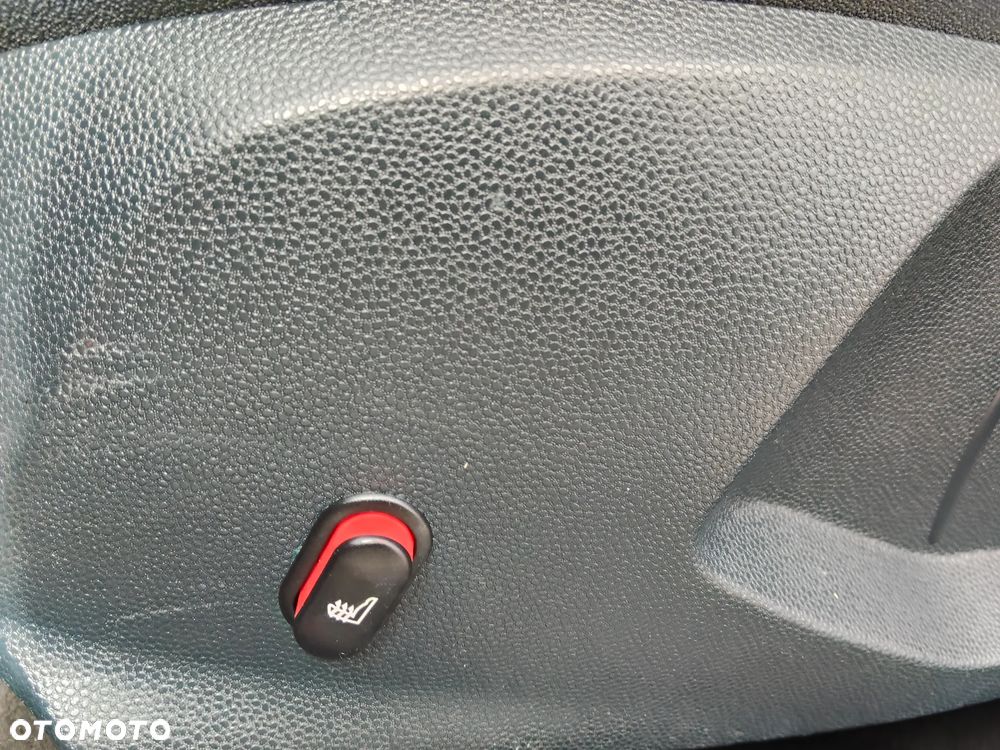 Ford Fiesta 1.25 Titanium - 24