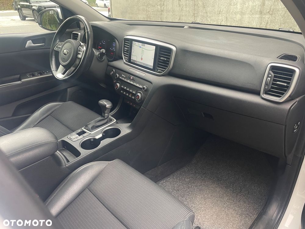 Kia Sportage 1.6 T-GDI 2WD DCT Black Edition - 26
