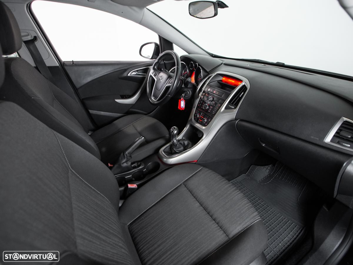 Opel Astra - 8