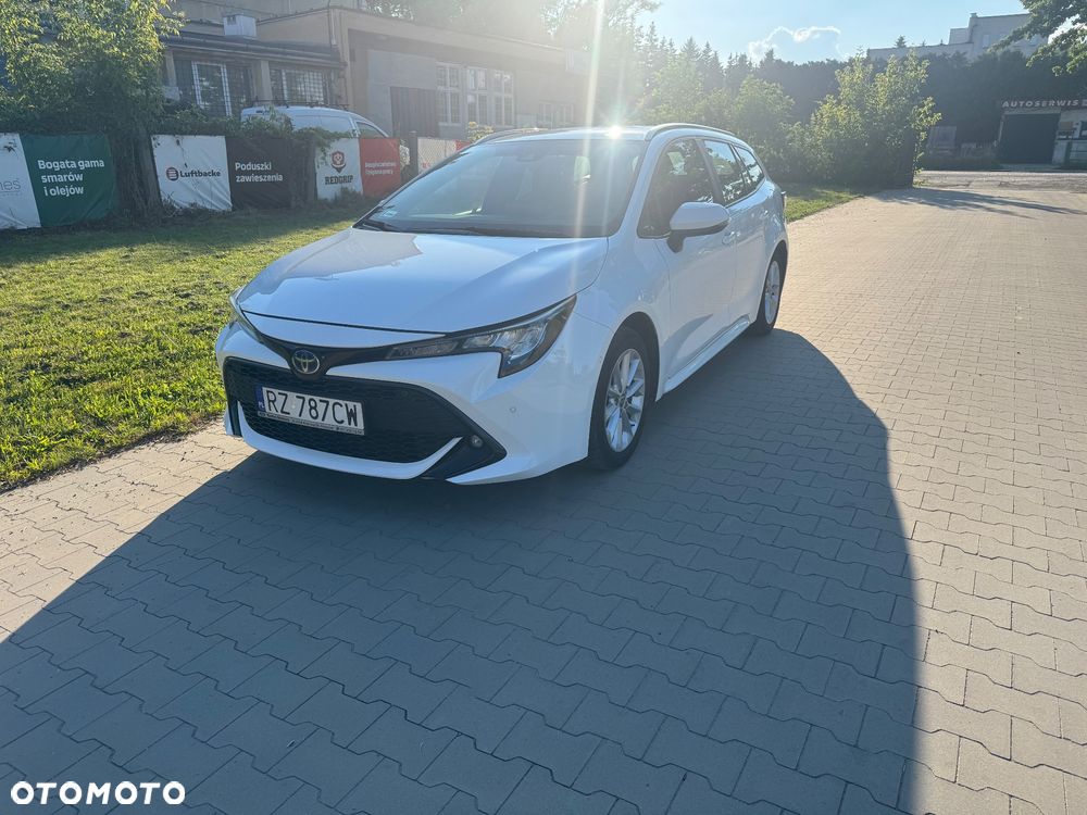 Toyota Corolla - 1