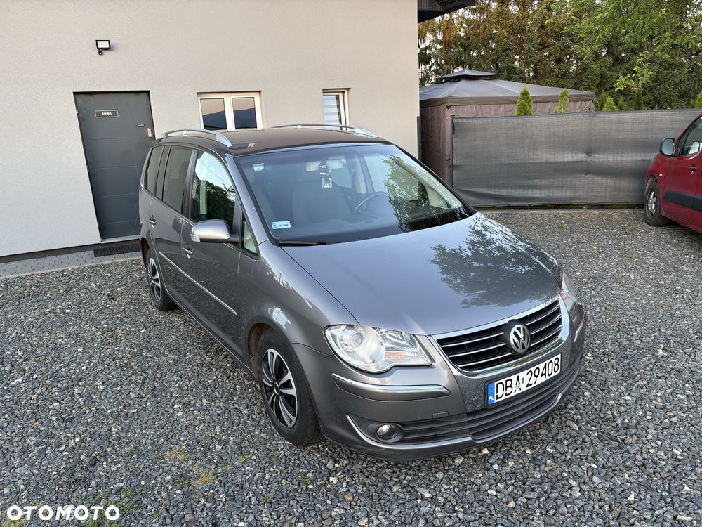 Volkswagen Touran - 5