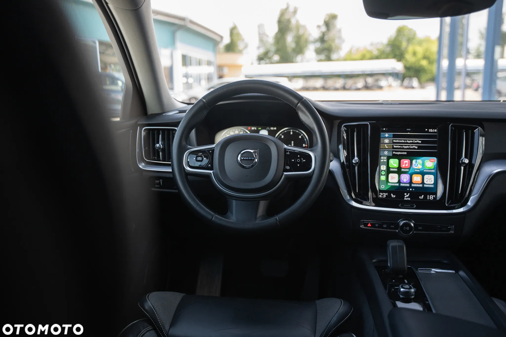 Volvo V60 Cross Country B4 D AWD Geartronic Pro - 24