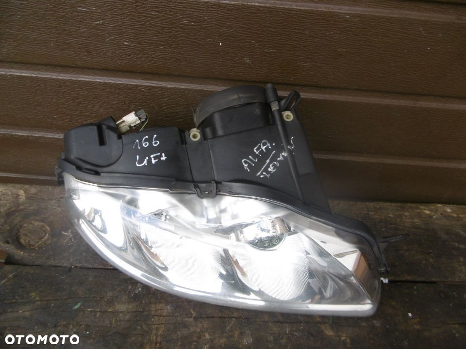 Lampa prawa ALFA 166 LIFT VALEO XENON EUROPA - 2