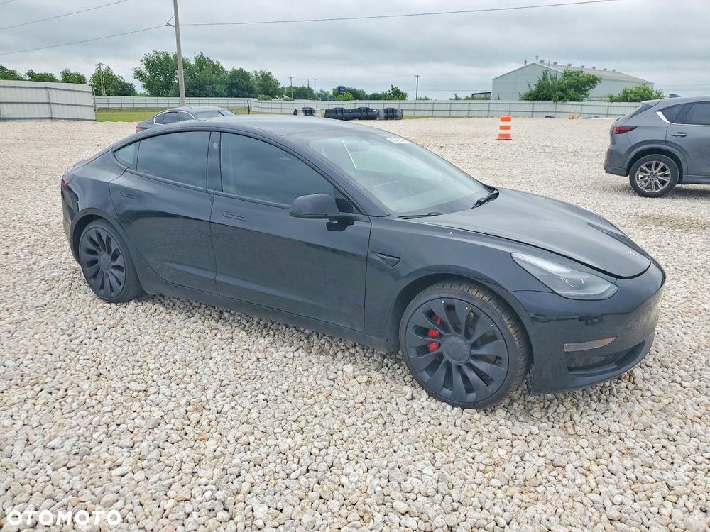 Tesla Model 3 Long Range AWD - 1