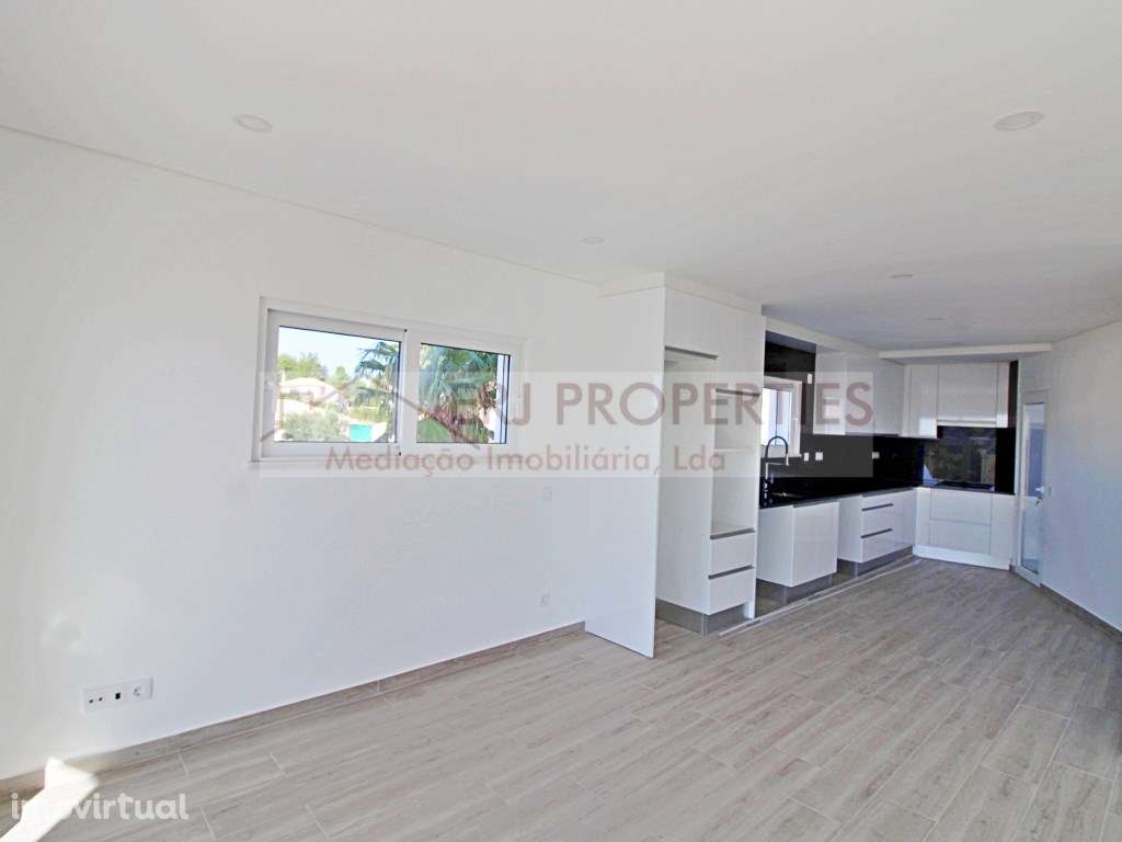Apartamento T2 + 1 Novo a 2Km da Praia de Altura - Grande imagem: 3/25