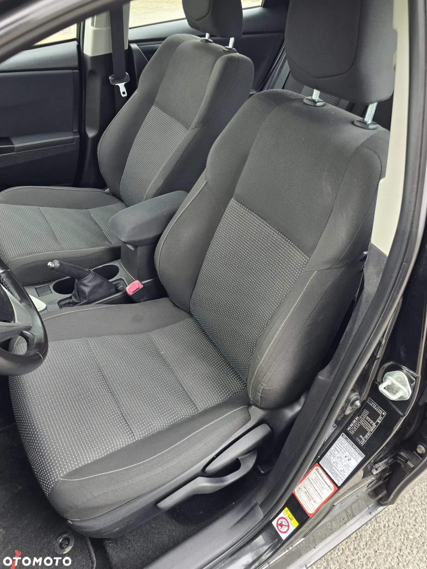 Toyota Auris 1.6 Premium - 13