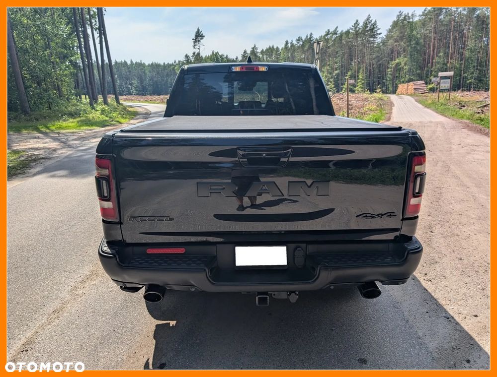 RAM 1500 5.7 Crew Cab Rebel