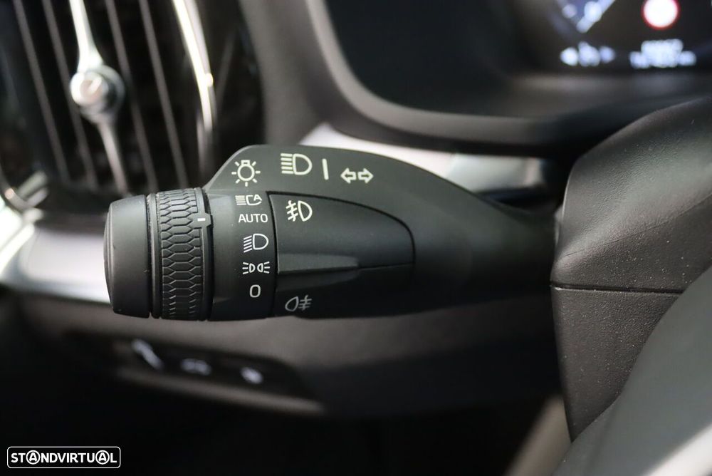 Volvo V60 2.0 T6 AWD TE Inscription Expression - 14