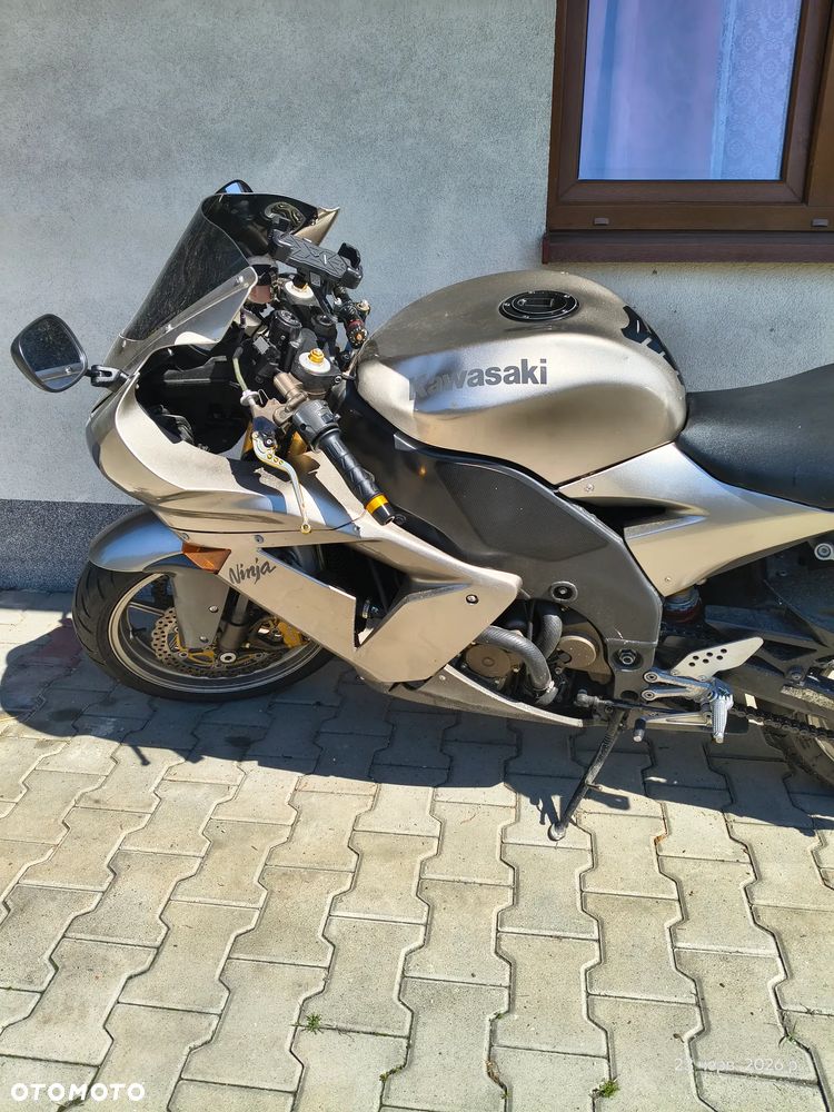 Kawasaki ZXR - 3