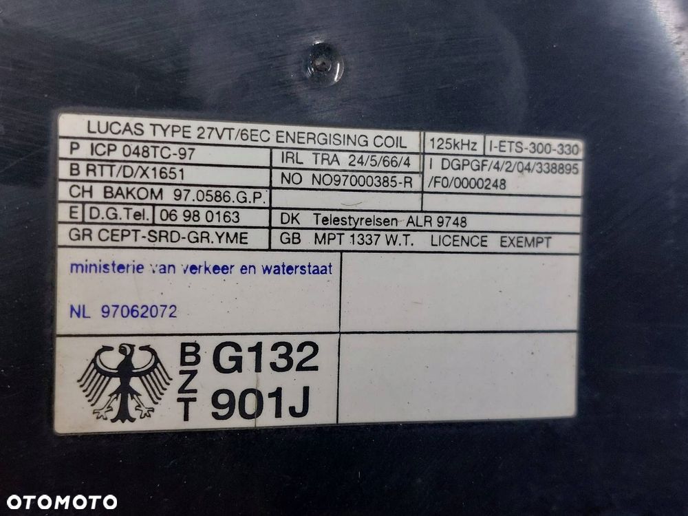 SKRZYNKA BEZPIECZNIKÓW PRZEKAŹNIKÓW LAND ROVER FREELANDER I 2.0 TD - 4