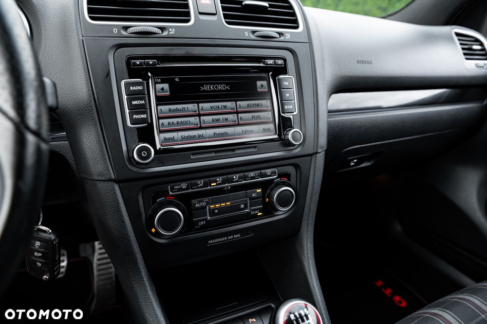 Volkswagen Golf 2.0 GTI - 34