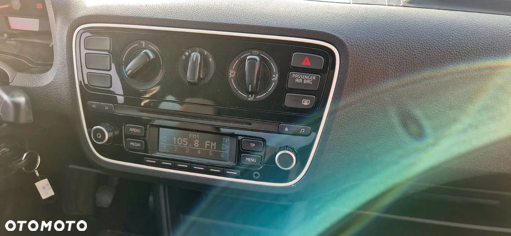 Volkswagen up! - 16