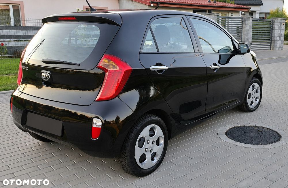 Kia Picanto 1.0 L - 4