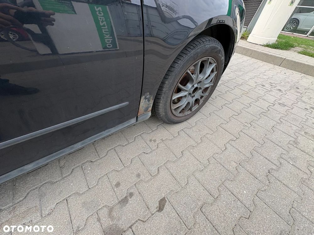 Volkswagen Passat 1.9 TDI Trendline - 8