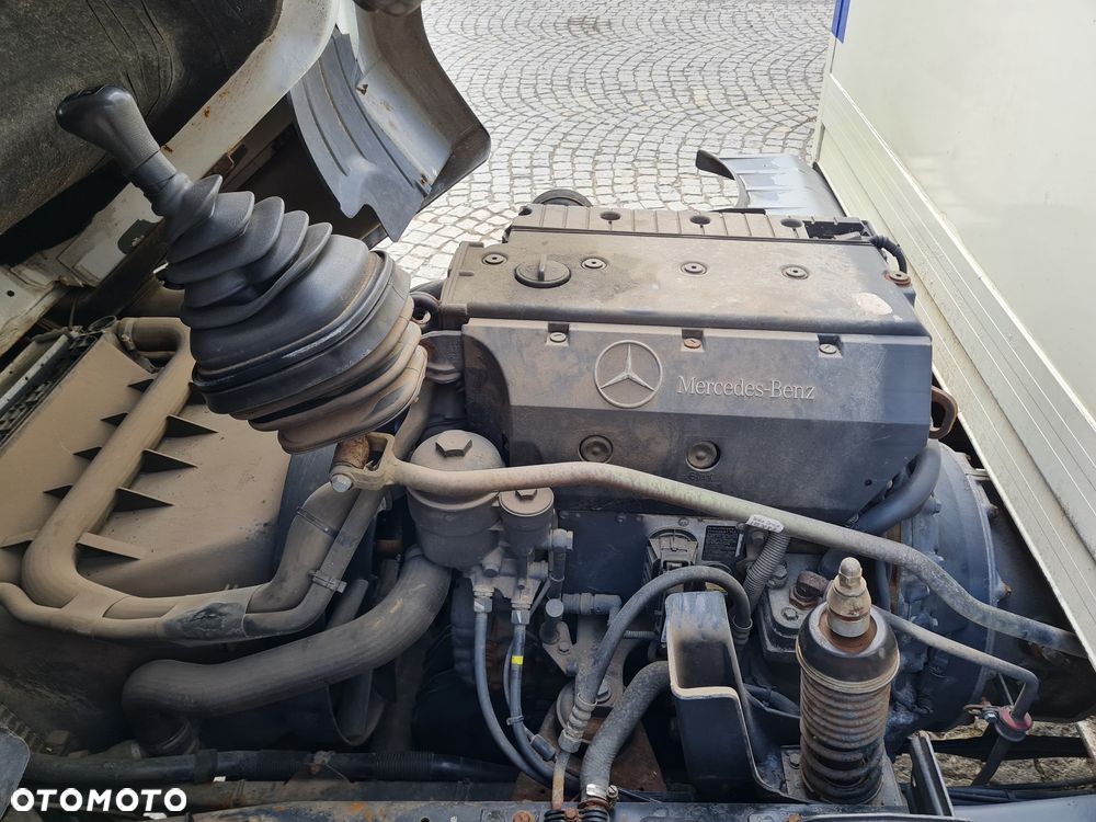 Mercedes-Benz Atego - 14