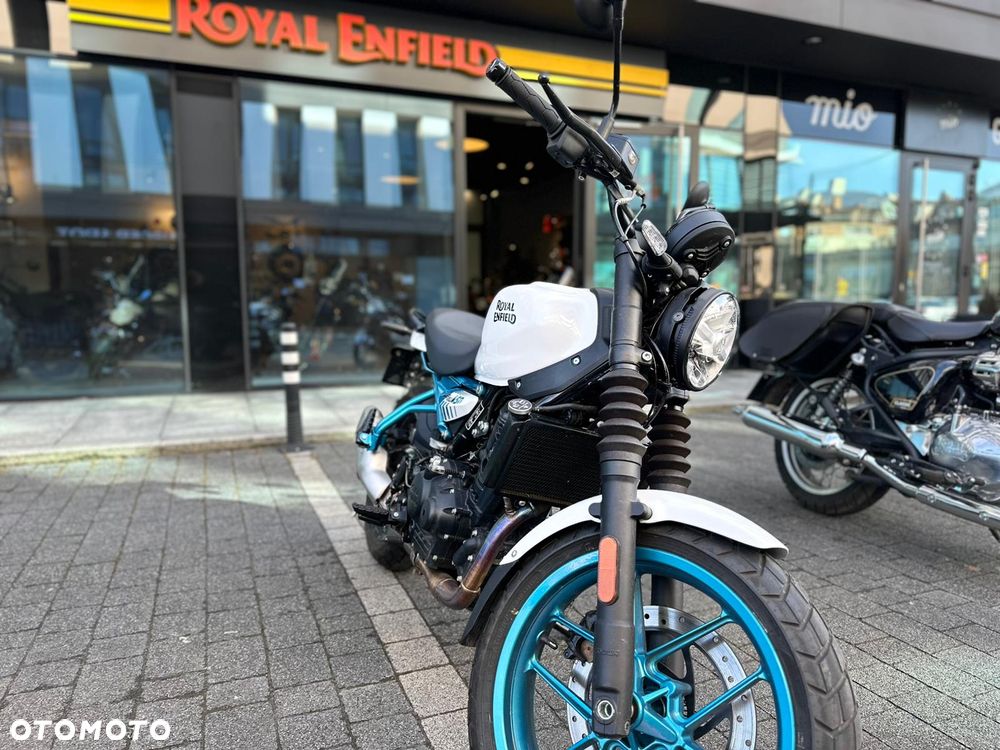 Royal Enfield Guerrilla - 7